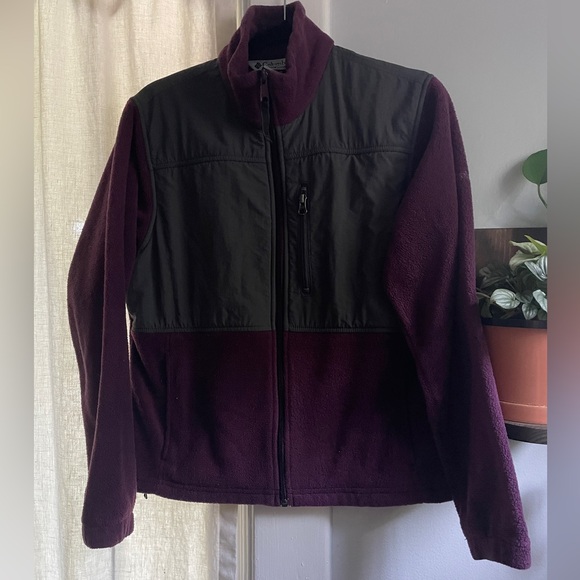 Columbia Zip-Up Fleece Jacket - Picture 2 of 8